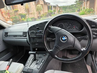 BMW 1997 E36 318is Auto. Low Mileage
