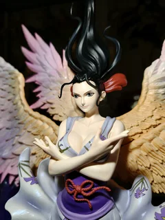 Nico Robin figure Anime One piece