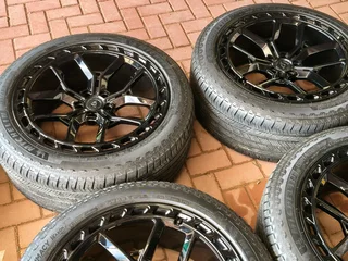 Vossen 22 inch Mags for Land Rover