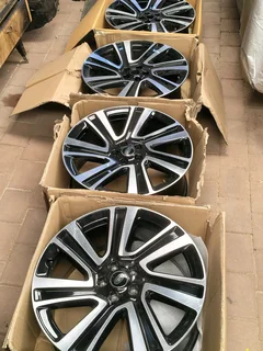 22 inch Range Rover Mags