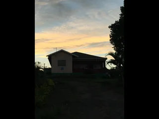 6ha farm - 3 dwellings, sugarcane plantations &amp; strong borehole