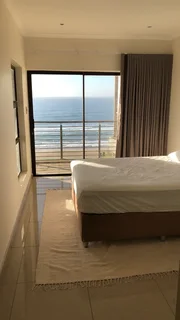 3 bedroom flat - direct sea views