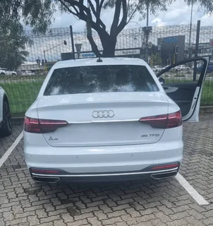 2022 Audi A4 Sedan 35TFSI ADVANCED STRONIC