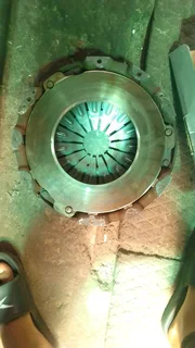 Yd25 flywheel and pressure plate