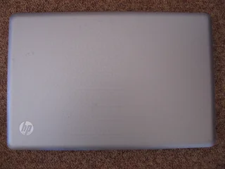 HP i7 8GB Gaming Laptop with NEW battery, looks like MacBook