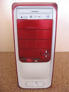 Gaming PC with DirectX 10 graphics card