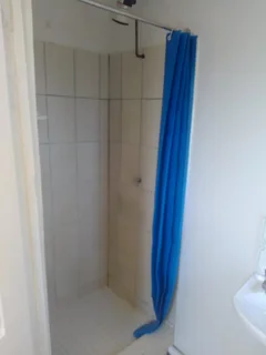 Secure outbuilding to let in Redhill Durban North.