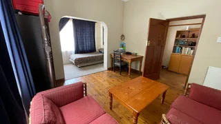 Two single rooms in quiet Claremont house