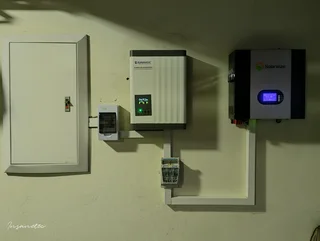 3.5kva Hybrid inverter with 3kw Lithium battery