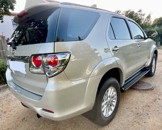 TOYOTA Fortuner 2.5D-4d…. Low low 72232kms …FSH agents