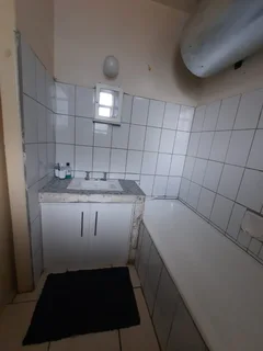 Bachelor Flat for rent in Arcadia 1 February