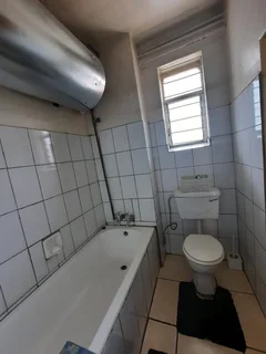 Bachelor Flat for rent in Arcadia 1 February