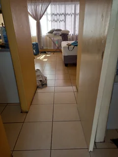 Bachelor Flat for rent in Arcadia 1 February