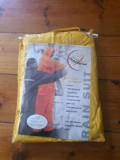 Rain suit brand new
