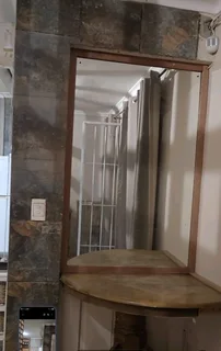 Newly Renovated Unit - AVAILABLE IMMEDIATELY