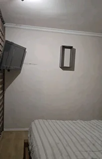 Newly Renovated Unit - AVAILABLE IMMEDIATELY