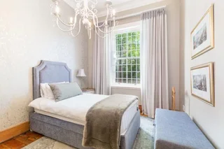 3/4 Trundle Bed + Single Pull Out + Mattresses + Bedding