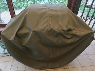 Alva 4 Burner stainless steel gas braai with cover