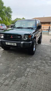 1997 Mitsubishi Pajero SWB V6