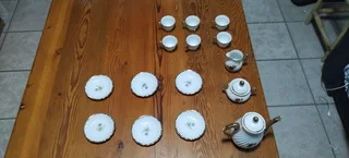 Small Elegant Porcelain Tea Set (Brand New)