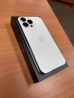 Apple iPhone 13 Pro 256 GB - Silver - Immaculate