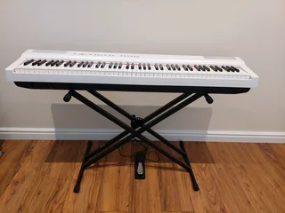 Yamaha P-125