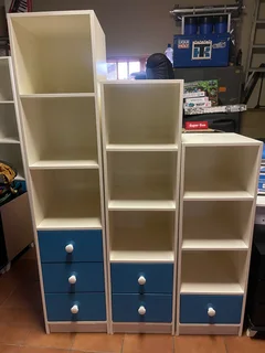 3x shelves with drawers