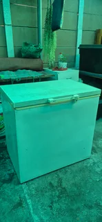 270 ltr Defy chest freezer