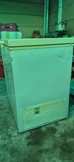 270 ltr Defy chest freezer