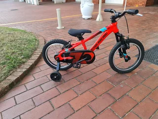 Titan Racing Mountain Bike 16&#34;