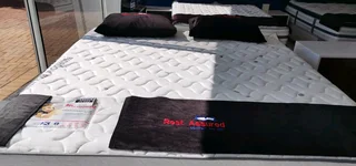 Rest Assure King size mattress and base in exce