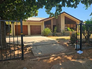 House for Rent in Worcester from 1 Dec or 1 Jan