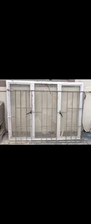 4 Alminium windows with Burglar guards
