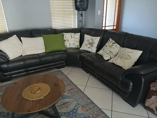 Skyworth 65-inch QLED Google TV-65Q7700G