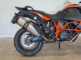 2021 KTM Super Adventure