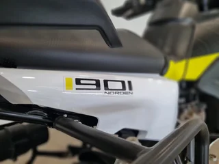 2023 Husqvarna 900