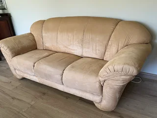 Sofas - Ad posted by Pat Bonnard