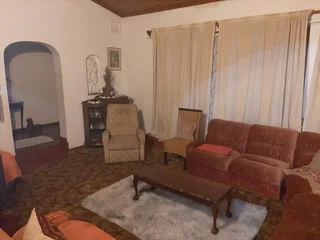 Beautiful house for sale in Grassy Park