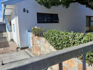 Beautiful house for sale in Grassy Park