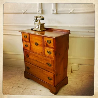 Chest of drawers - R6400