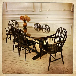 Large 6-seater dining table - R6600