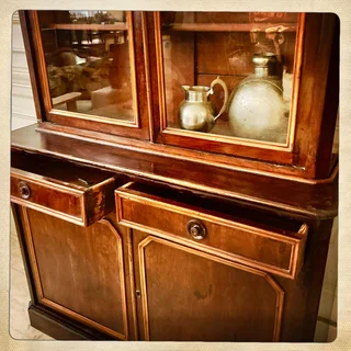 Cabinet - R19 200W 1.33m x D 46cm x H 2.18m