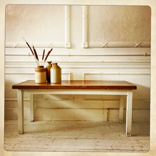 8-seater table - R4600