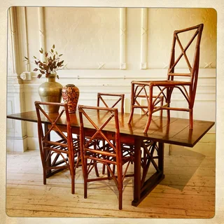 Extendable table – R6800