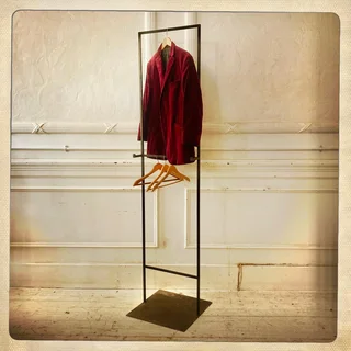 Clothes rail - R1550