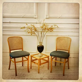 Pair of chairs - R2400