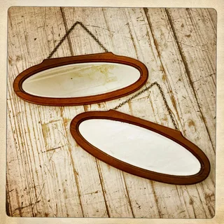 Bevelled mirror on chain - R850 each