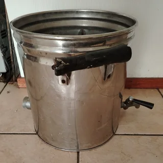 Urn - Ad posted by Malcolm