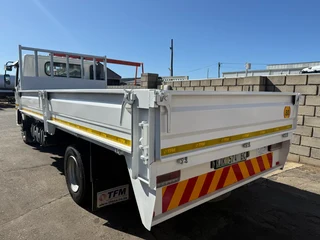 EIcher Pro 2080 with dropside