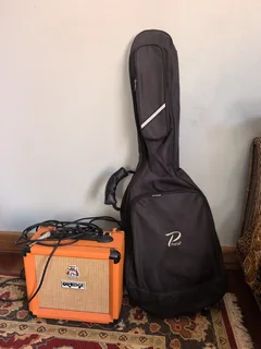Electrical guitar : mini Fender with bag and orange amp